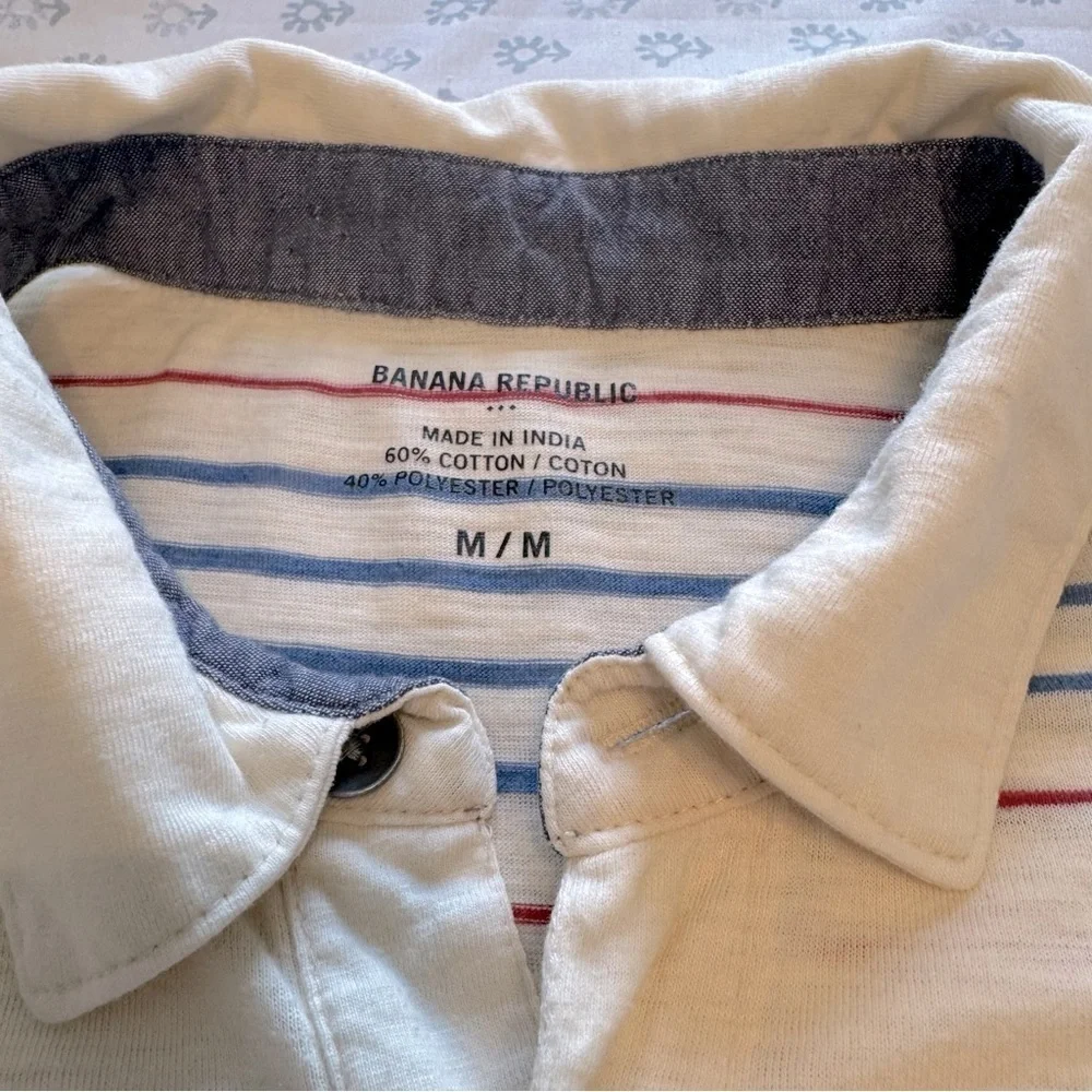 Banana Republic Cream Blue & Red Striped Medium Polo Shirt